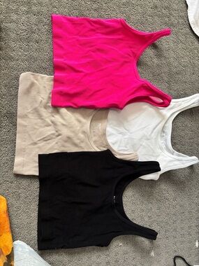 Women’s Ribbed workout Tank Crop Pack.